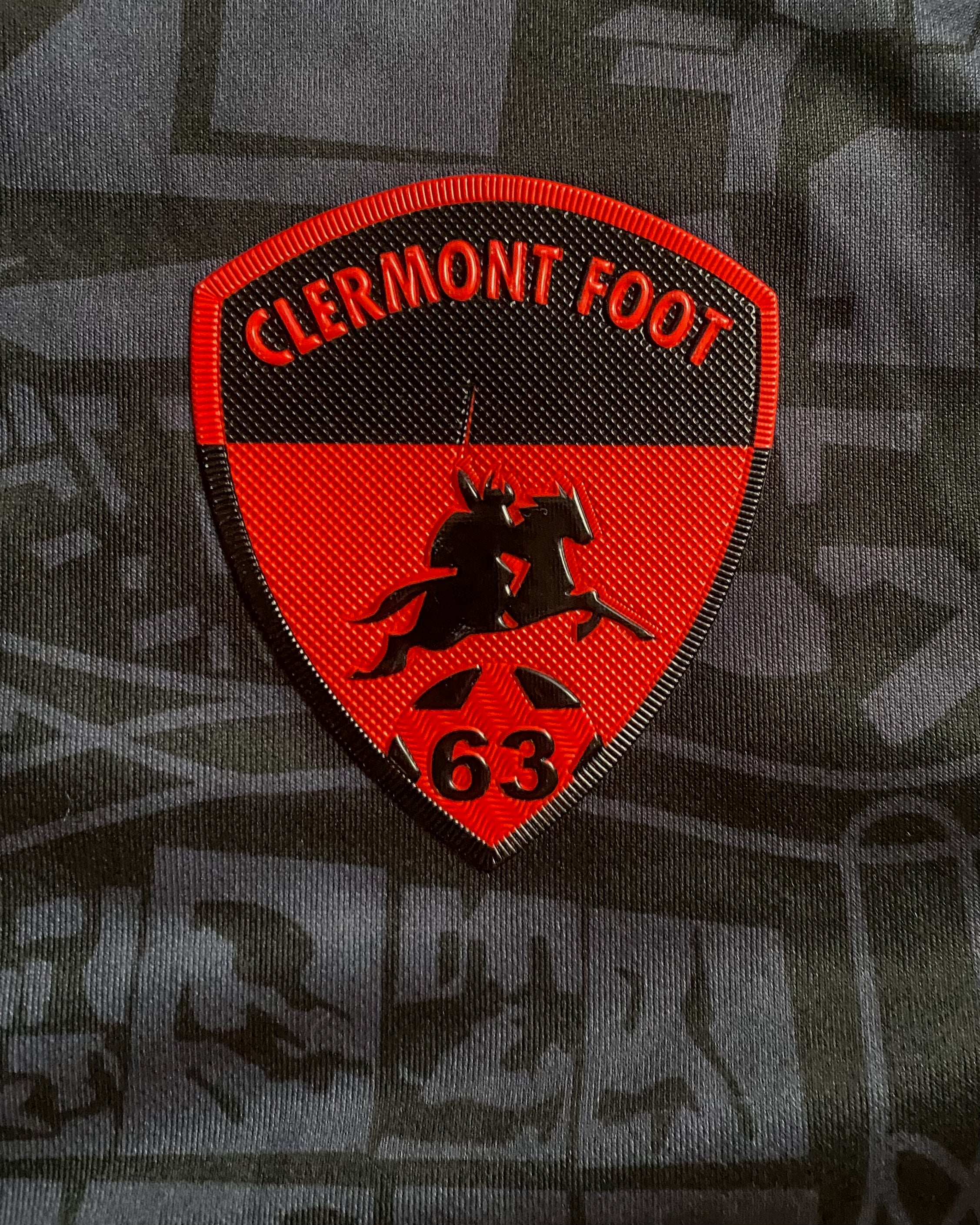 CLERMONT FOOT - 2021/22 - THIRD KIT - XXL
