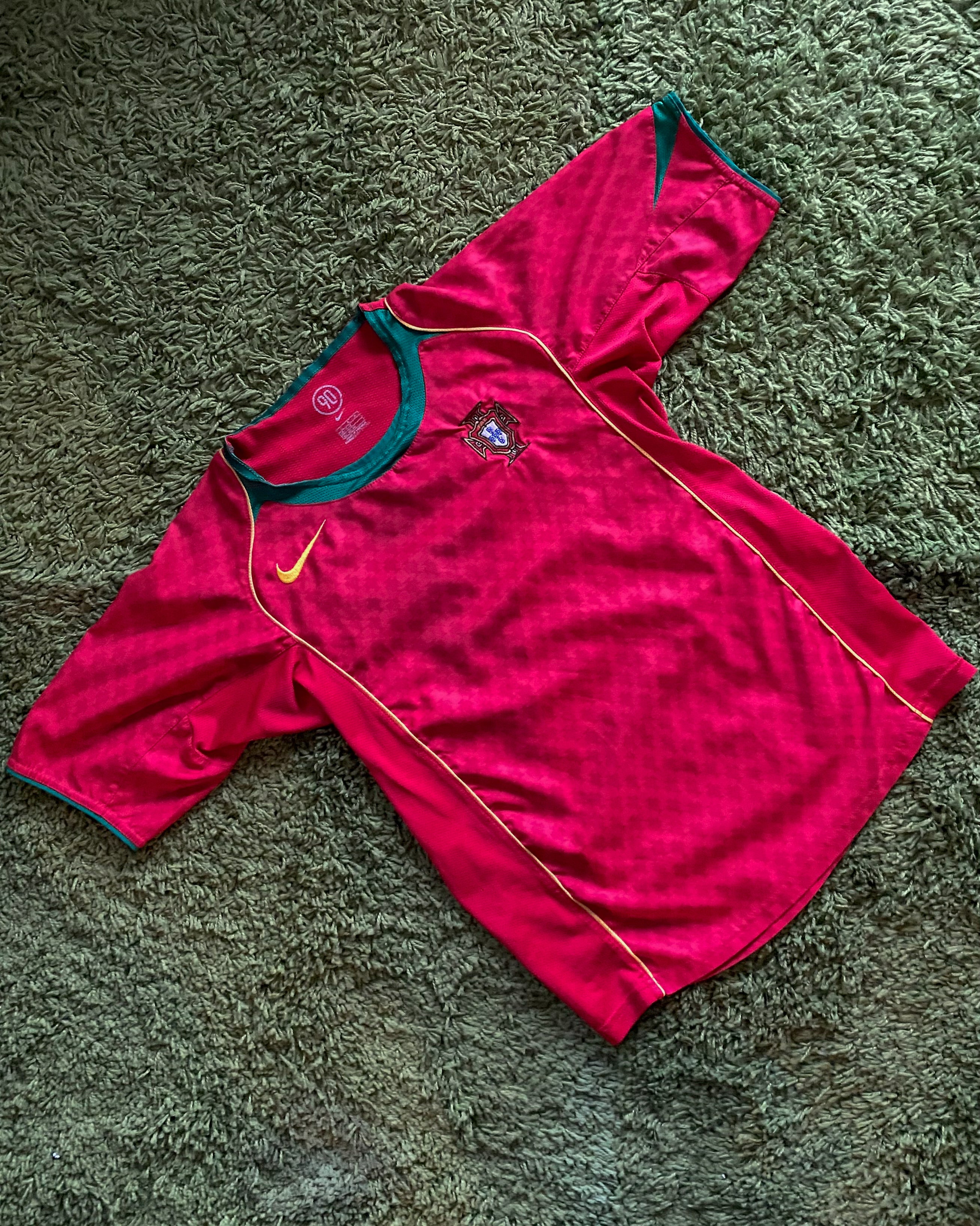 PORTUGAL - EURO 2004 - HOME KIT - XS